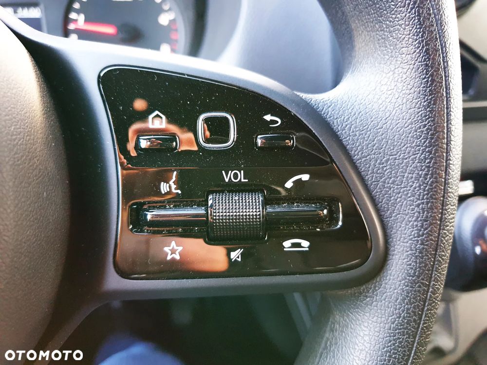 Mercedes-Benz SPRINTER - 16