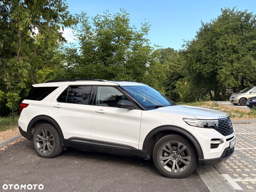 Ford Explorer - 3