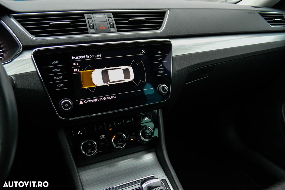 Skoda Superb 2.0 TDI DSG Essence - 12