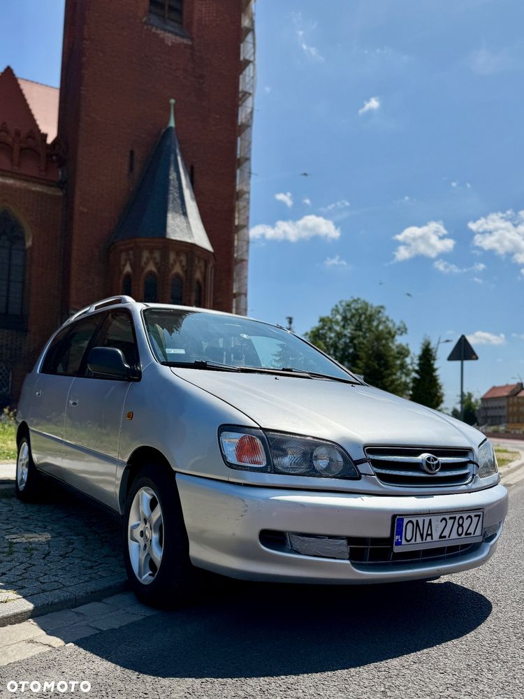 Toyota Picnic 2.2 TD - 2