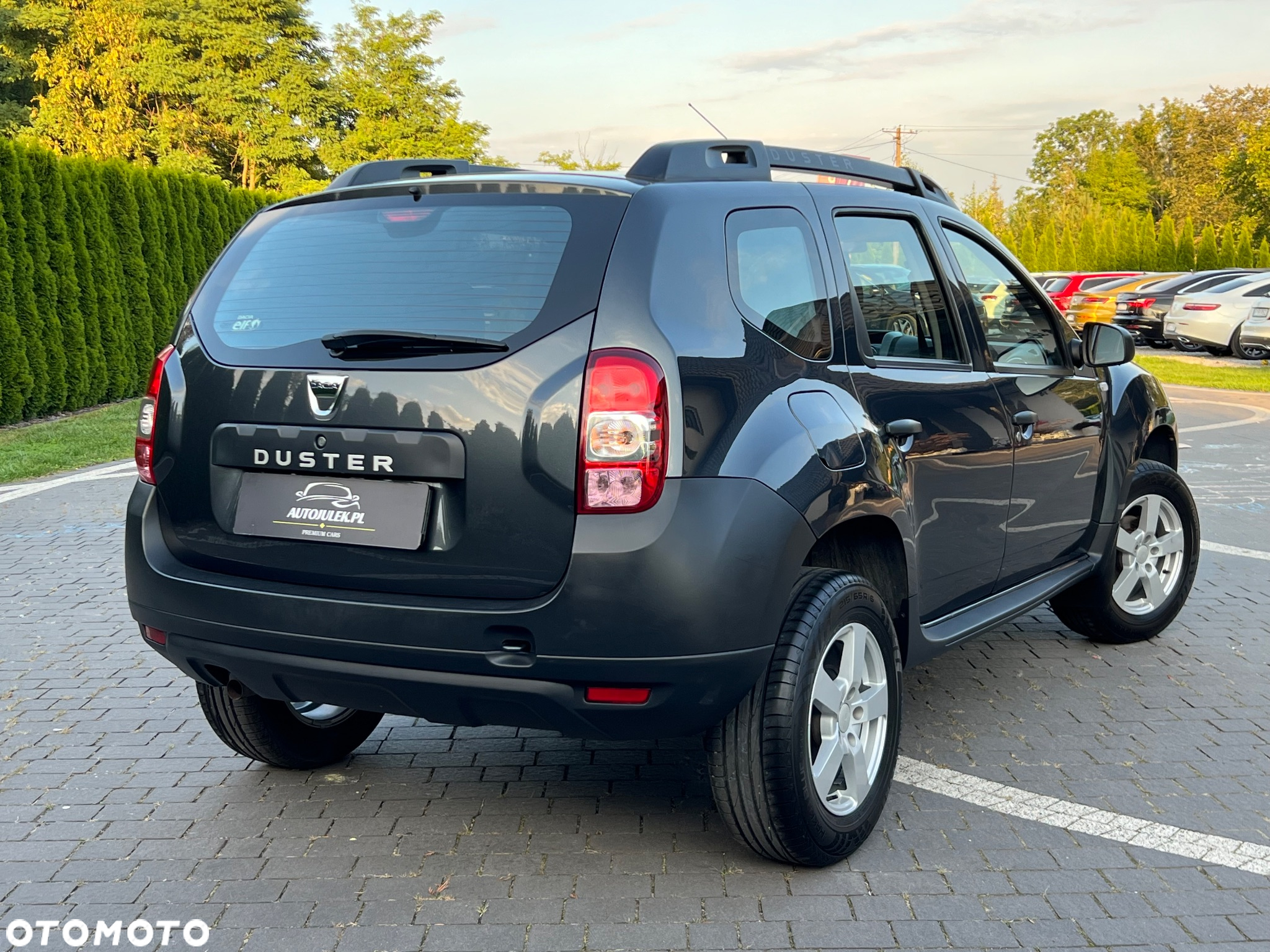 Dacia Duster 1.6 SCe Ambiance S&S - 10