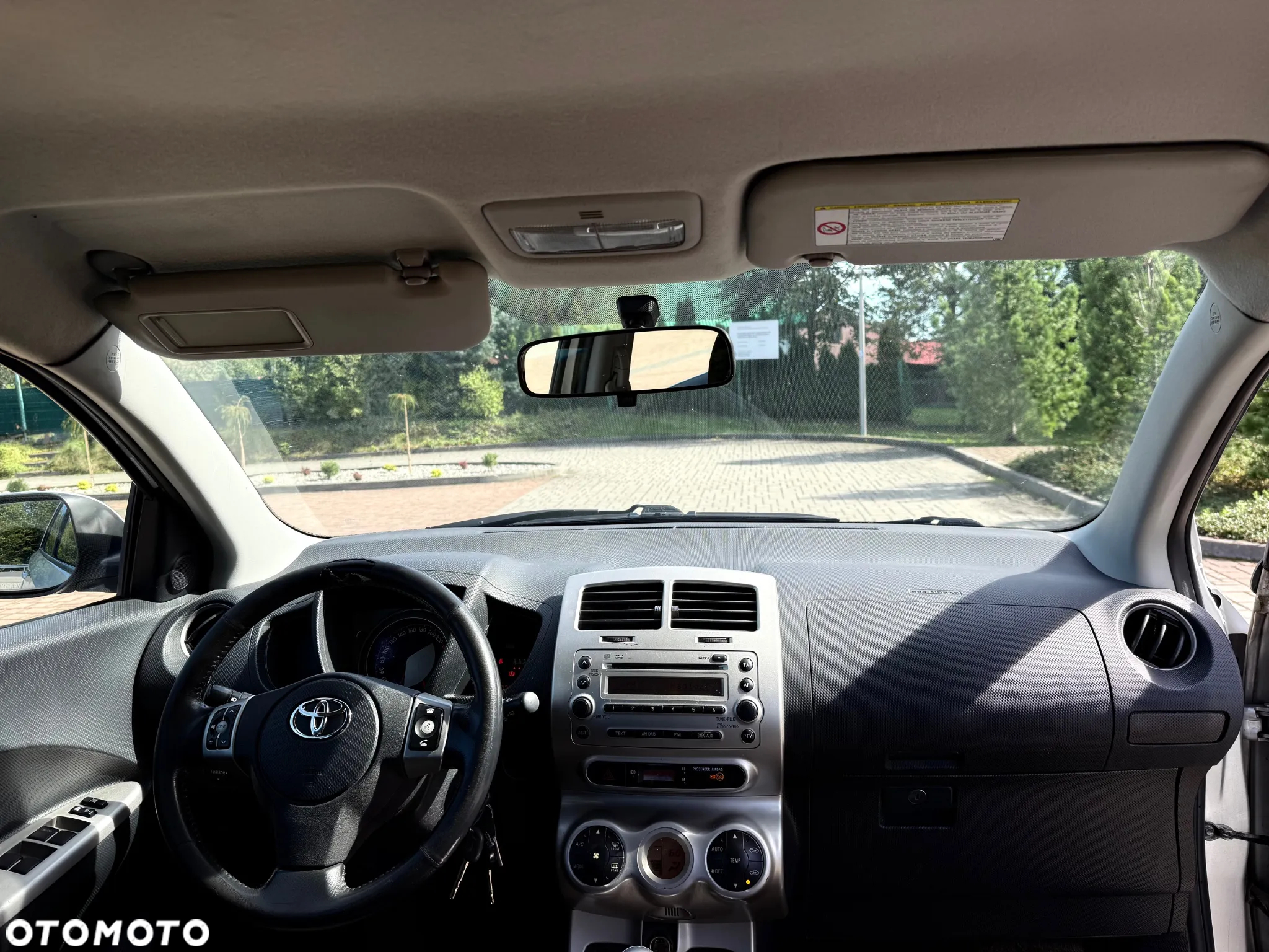 Toyota Urban Cruiser 1.4 D-4D 4x4 - 13