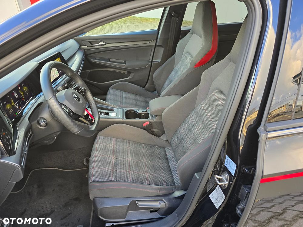 Volkswagen Golf GTI TCR 2.0 TSI OPF DSG - 15