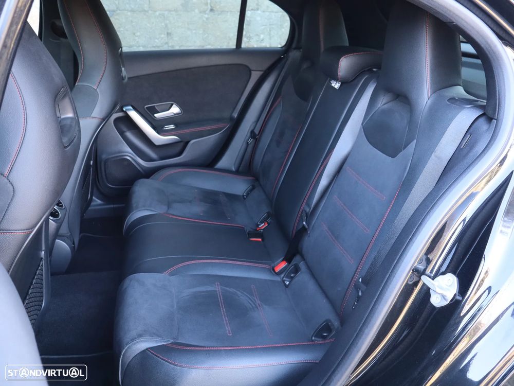 Mercedes-Benz A 250 e AMG Line - 42