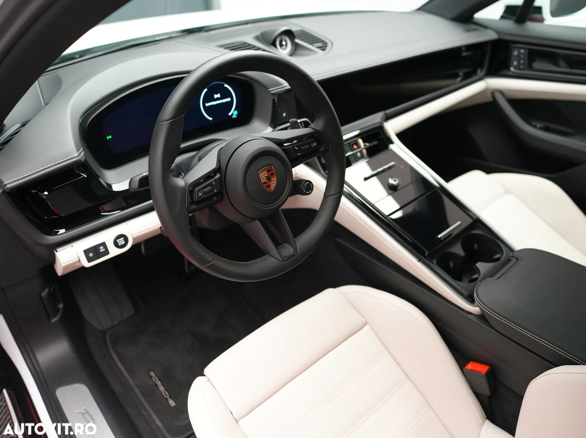 Porsche Panamera Standard - 10