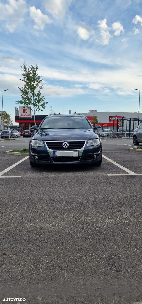 Volkswagen Passat - 2