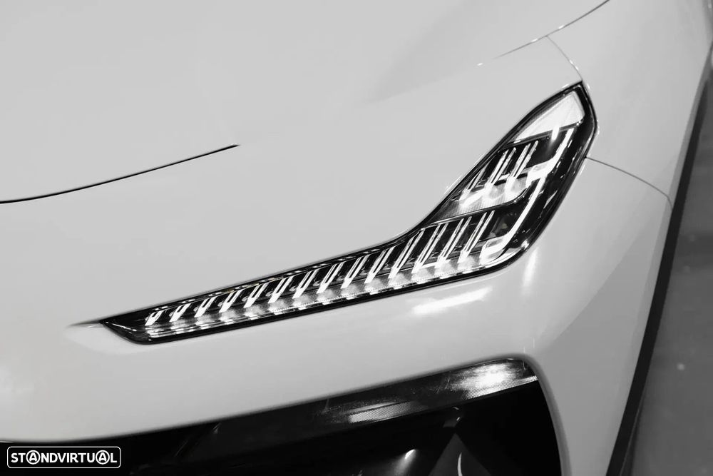 Lotus Eletre - 19
