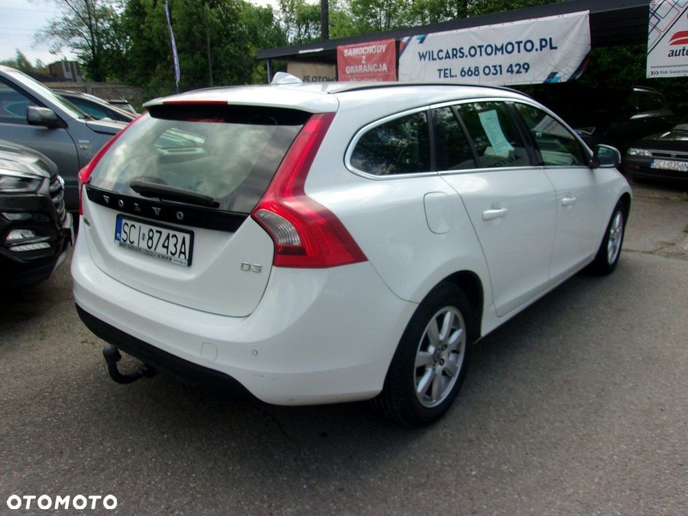 Volvo V60 D3 Momentum - 6