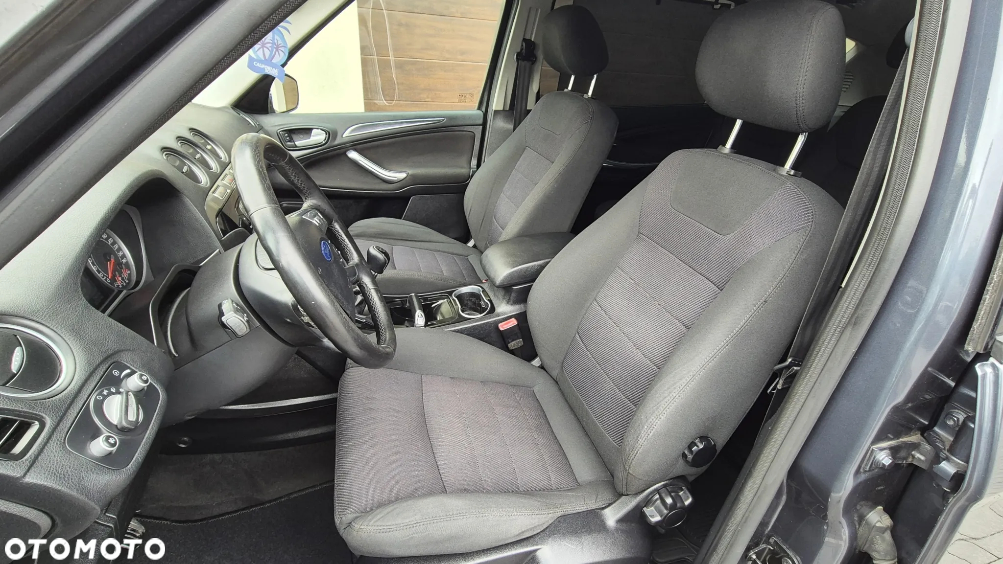 Ford S-Max 2.0 TDCi DPF Trend - 11