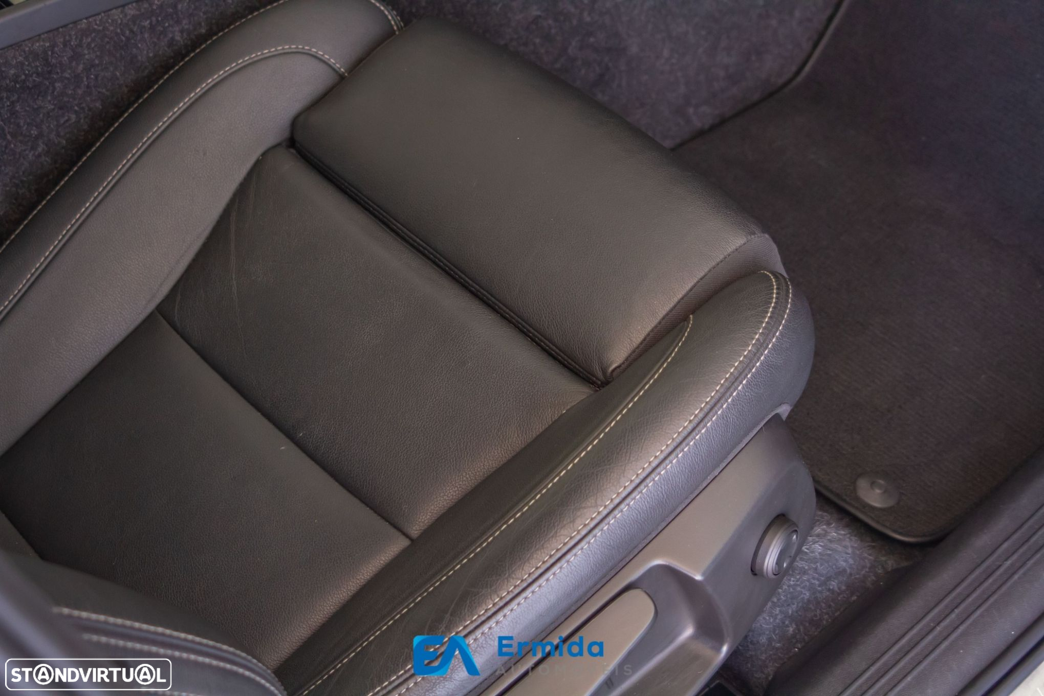 Volvo XC 40 - 43