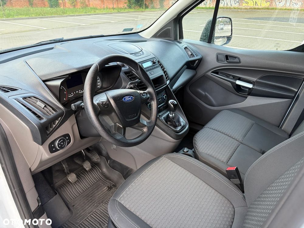 Ford Transit Connect - 9