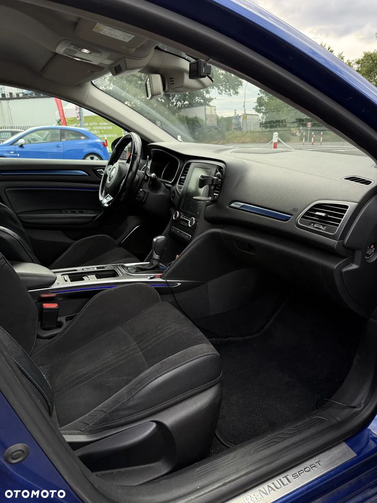 Renault Megane 1.6 TCe GT EDC - 10