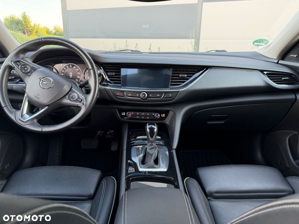 Opel Insignia 2.0 BiTrb D 4x4 Automatik Exclusive - 18
