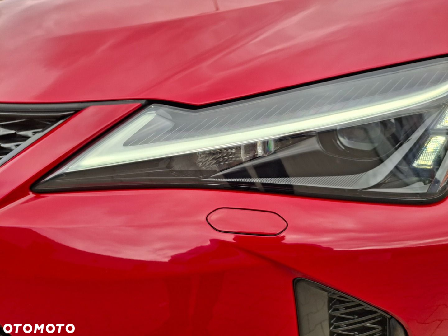 Lexus UX - 25