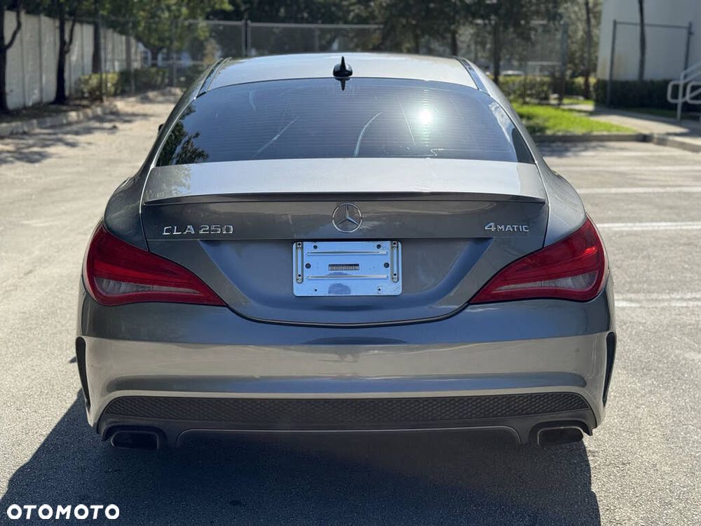 Mercedes-Benz CLA 250 4-Matic - 7