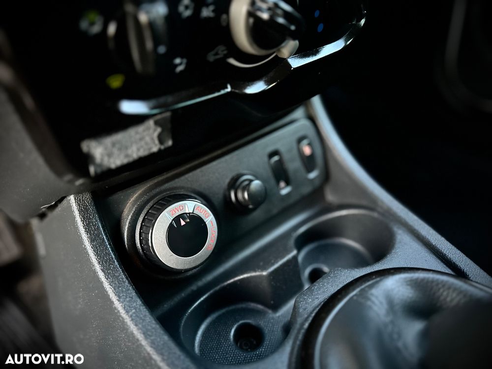 Dacia Duster 1.5 dCi 4x4 Prestige - 8