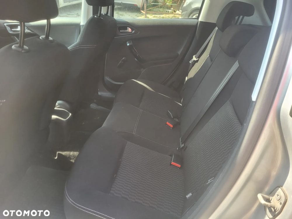 Peugeot 208 Blue-HDi 100 Stop&Start Allure - 8