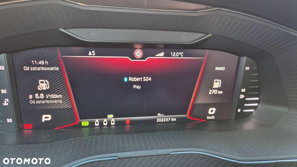 Skoda Superb 2.0 TDI Sportline DSG - 13