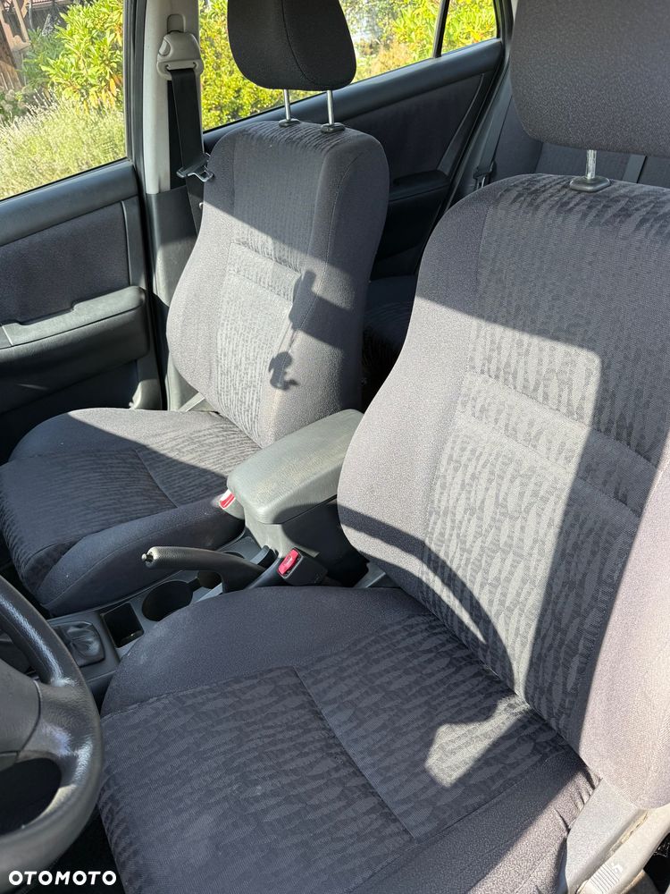 Toyota Corolla 1.4 VVT-i Terra - 9