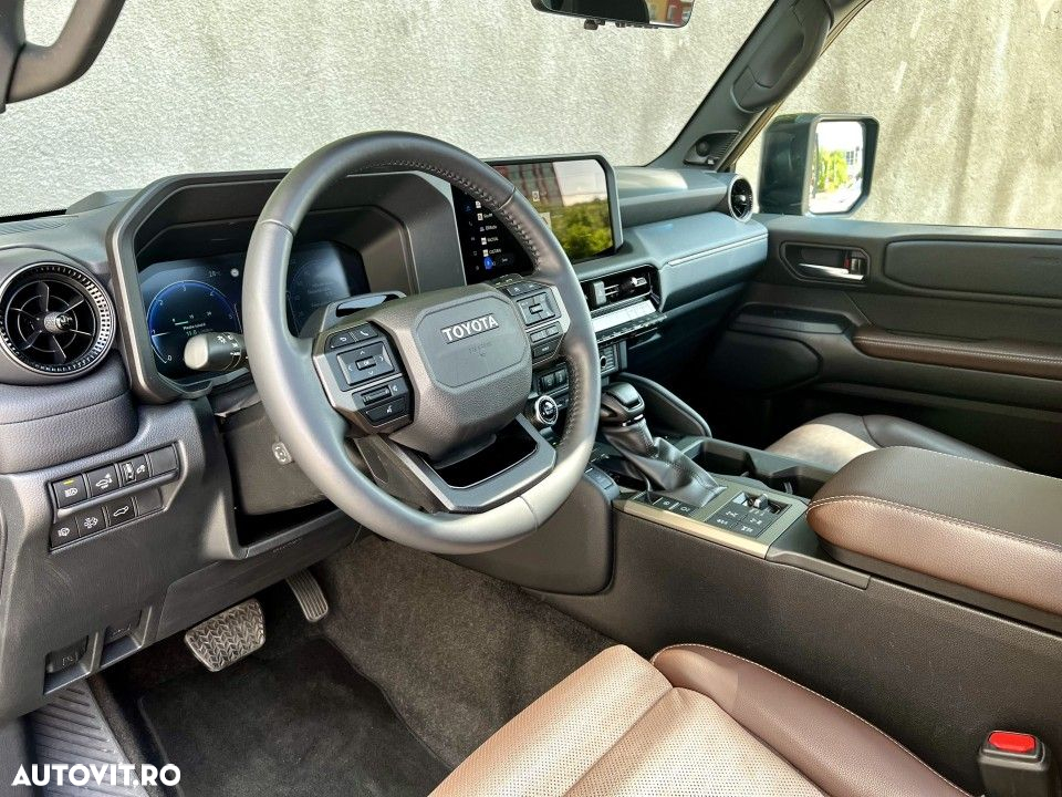 Toyota Land Cruiser 250 2.8l D-4D 204 CP A/T 7 locuri Executive - 16
