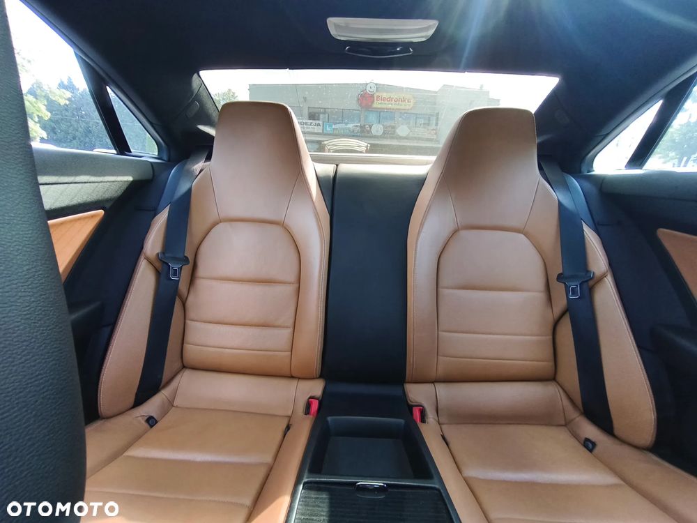 Mercedes-Benz Klasa E 350 CDI BlueEff - 14