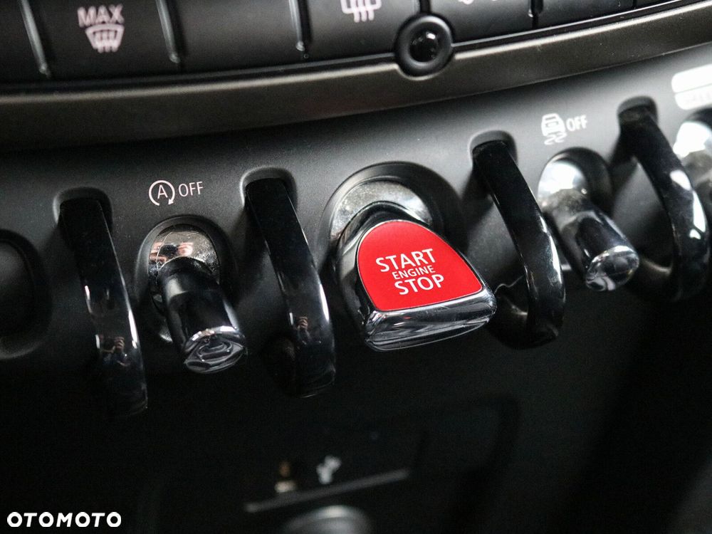 MINI Countryman Cooper Classic Trim - 15