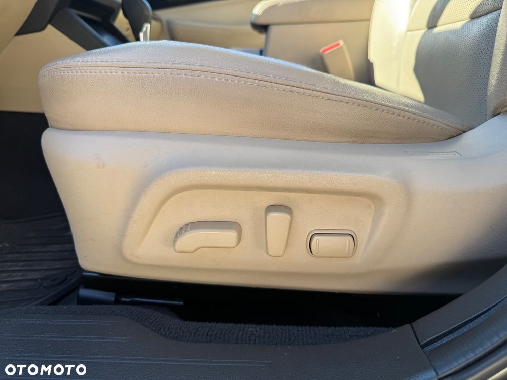 Subaru Outback 2.5i Exclusive - 17