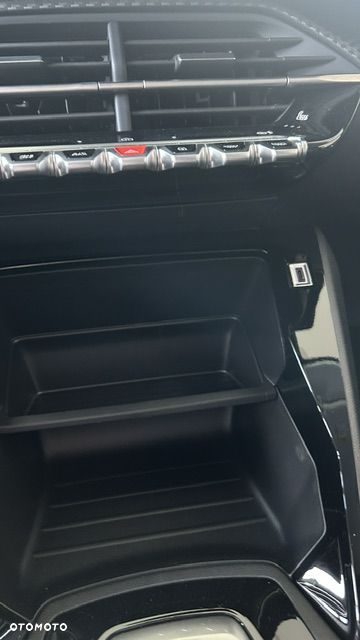 Peugeot 208 1.2 mHEV Edition e-DCS6 - 14
