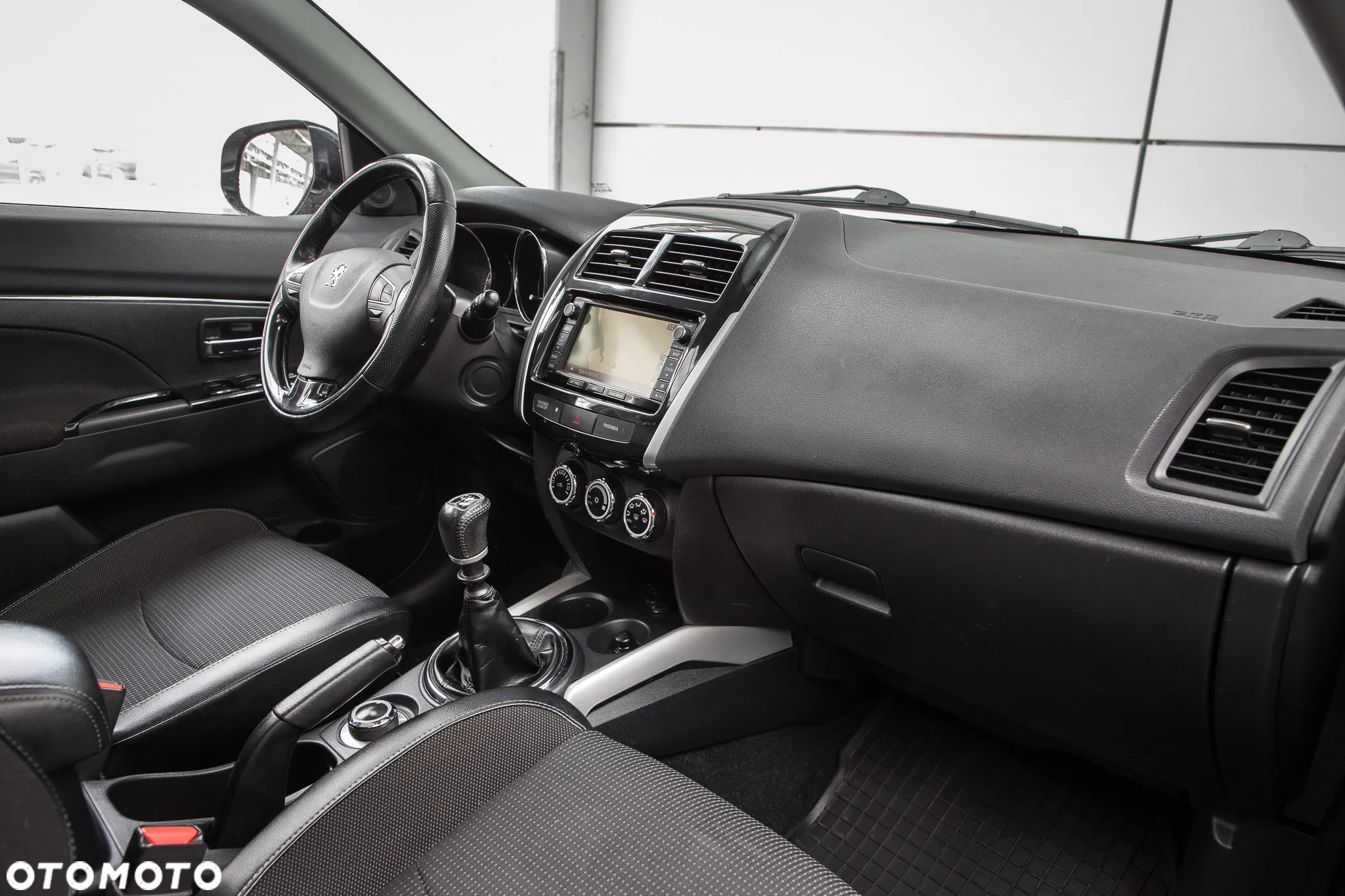 Peugeot 4008 HDI FAP 115 Stop & Start Allure - 29