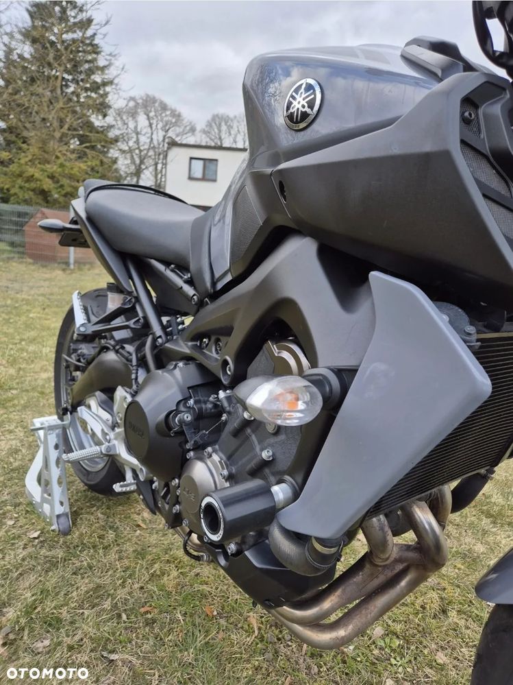 Yamaha MT - 2