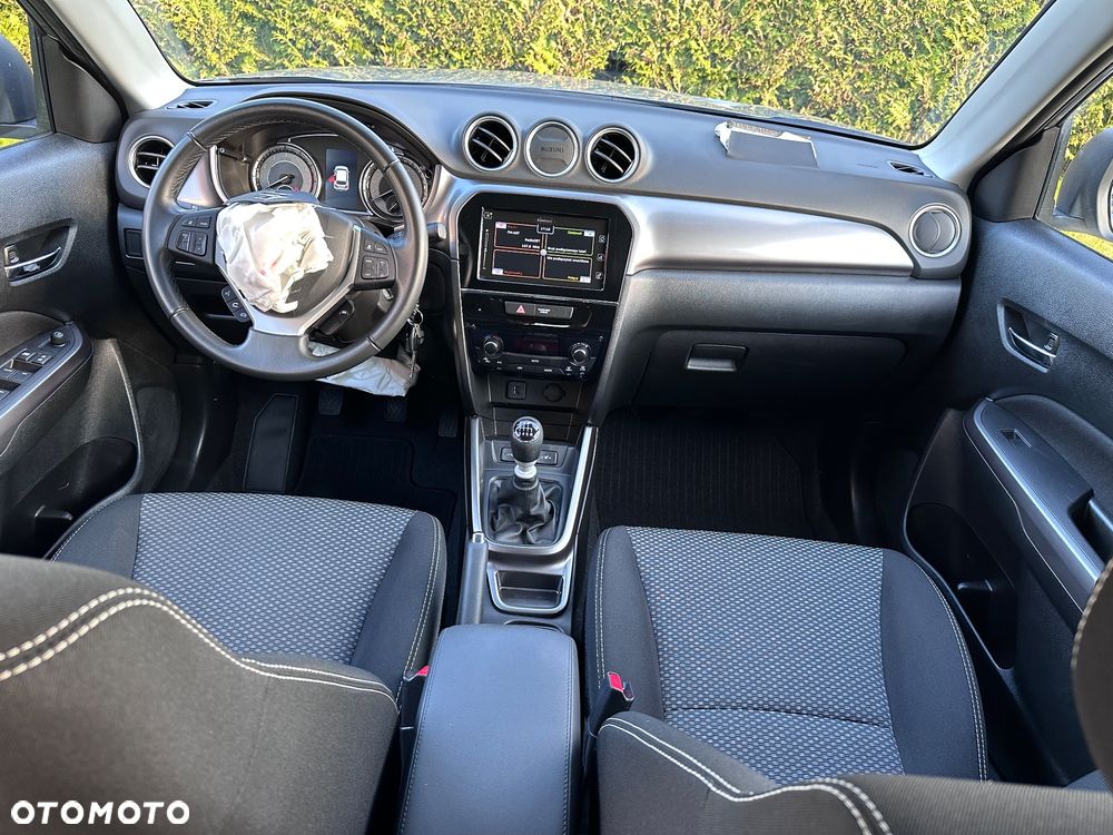 Suzuki Vitara 1.4 Boosterjet Hybrid Comfort+ - 8