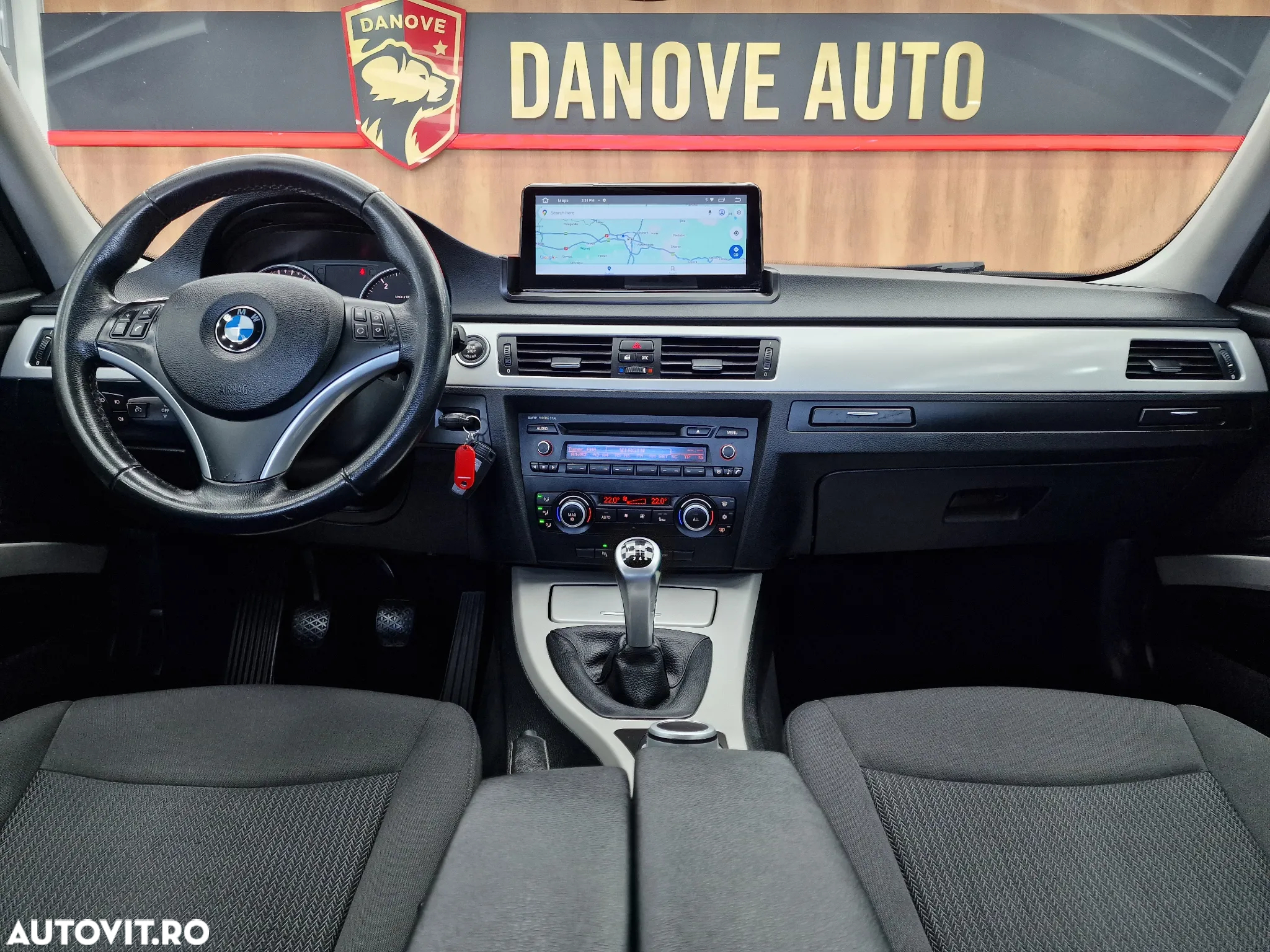 BMW Seria 3 318d - 19