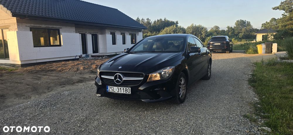 Mercedes-Benz CLA 200 - 1