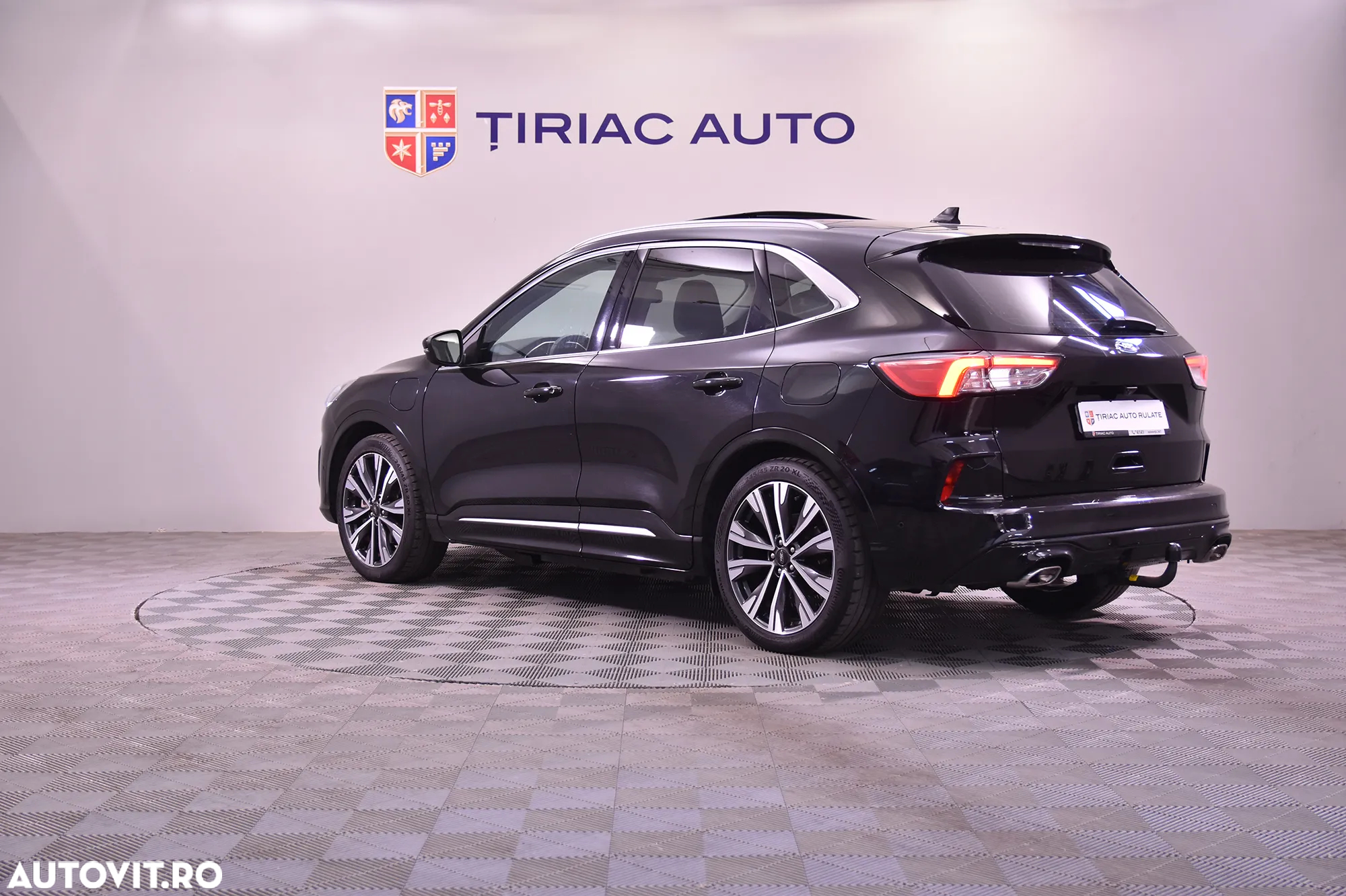 Ford Kuga 2.5 Duratec FHEV FWD Titanium - 3