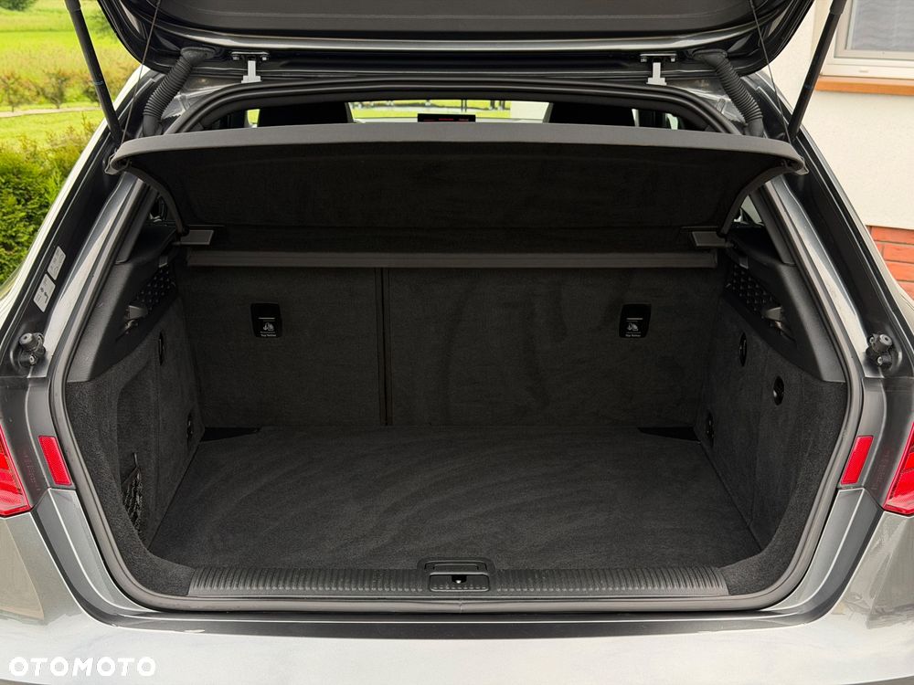 Audi A3 Sportback 2.0 TDI (clean diesel) quattro S tronic S line Sportpaket - 33