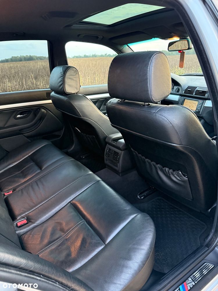 BMW Seria 5 - 12