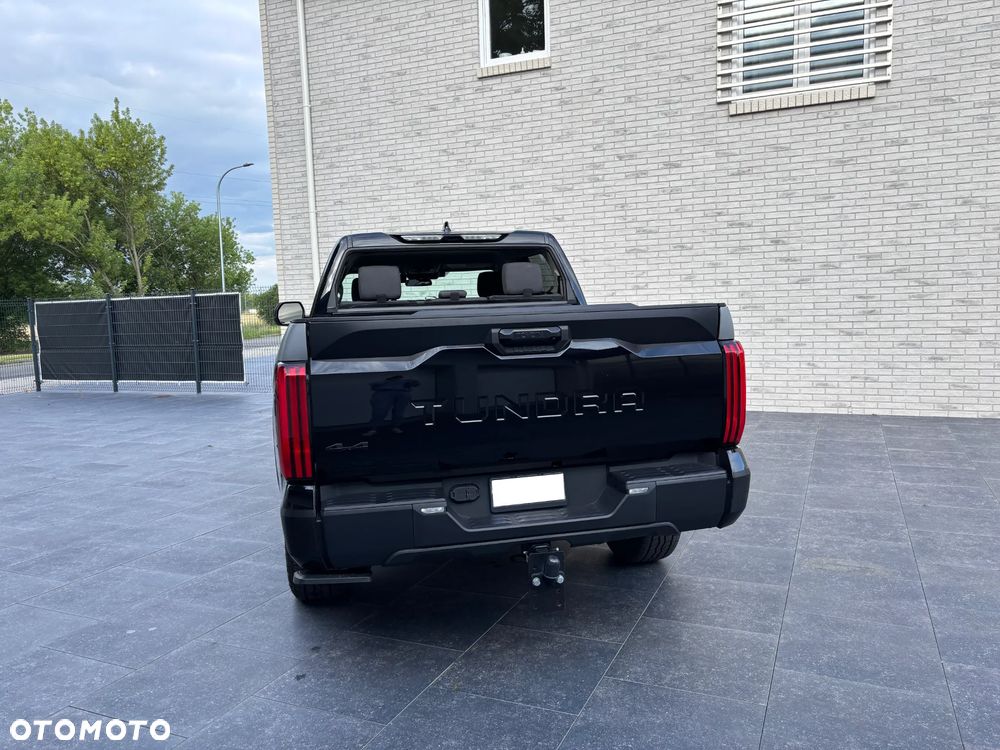 Toyota Tundra - 5