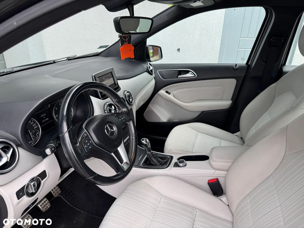 Mercedes-Benz Klasa B 180 CDI - 16