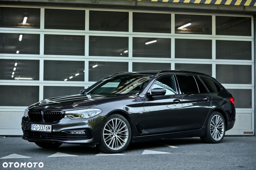 BMW Seria 5 520d Sport Line - 1