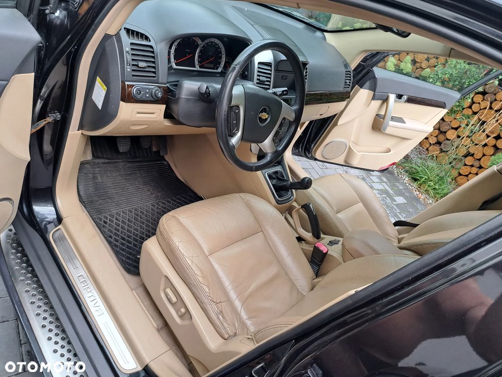 Chevrolet Captiva - 8