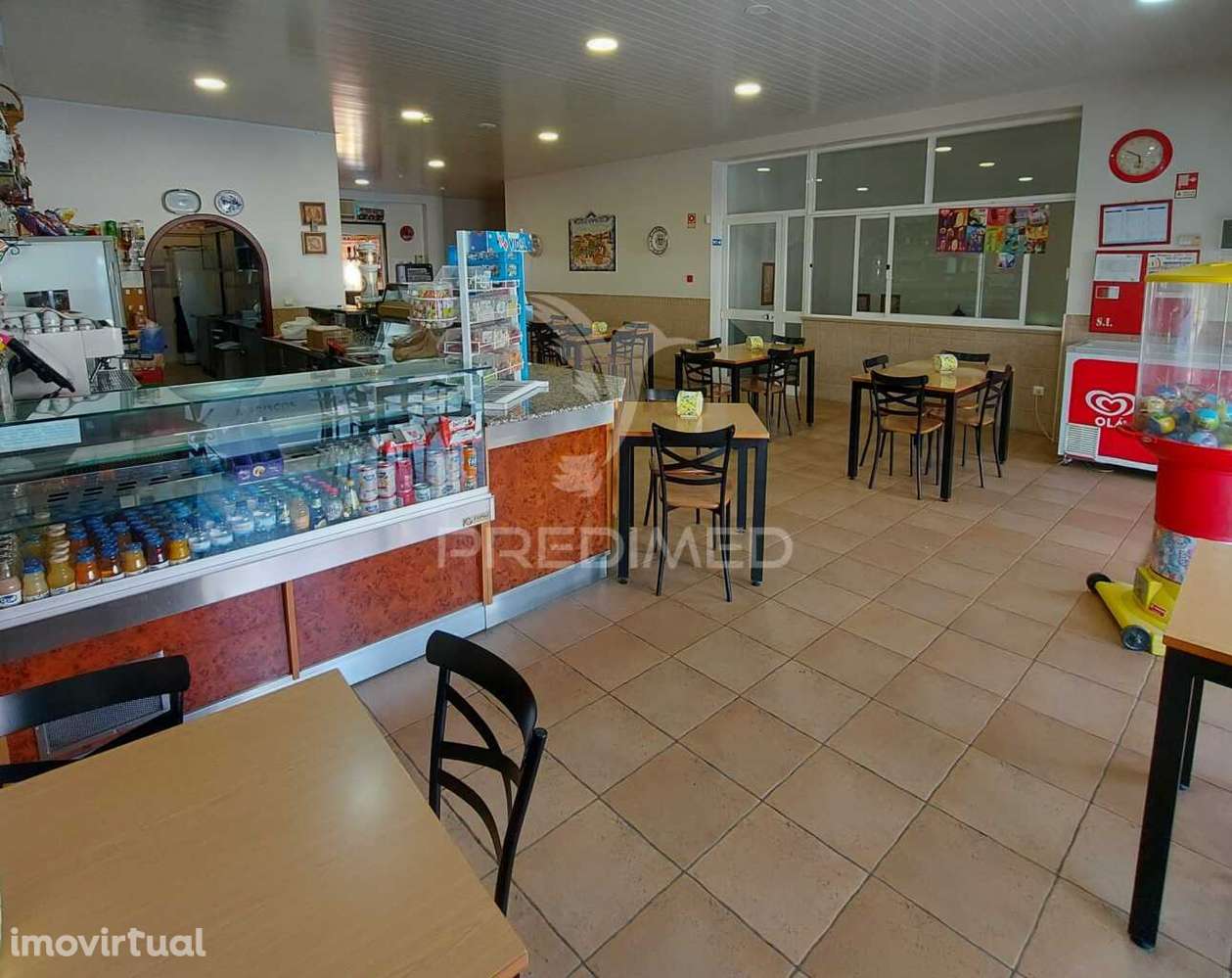 Espaço Comercial de dois pisos na Vila de Alpiarça,Santarém. - Grande imagem: 2/20