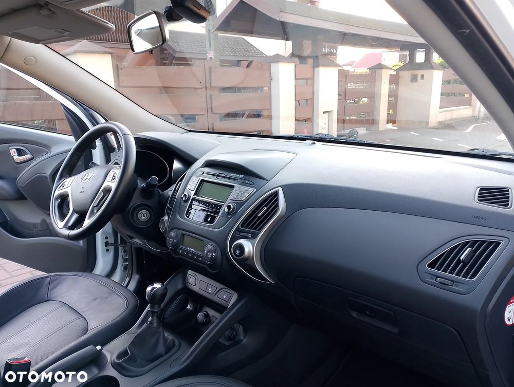Hyundai ix35 2.0 CRDi Premium 2WD - 6