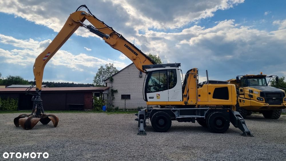 Liebherr LH 26M Litronic/ Maszyna sprowadzona - 3