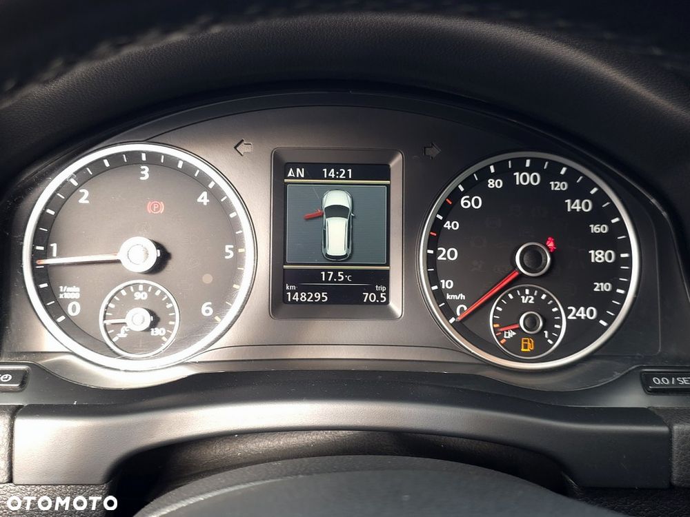 Volkswagen Tiguan 2.0 TDI Perfectline - 16