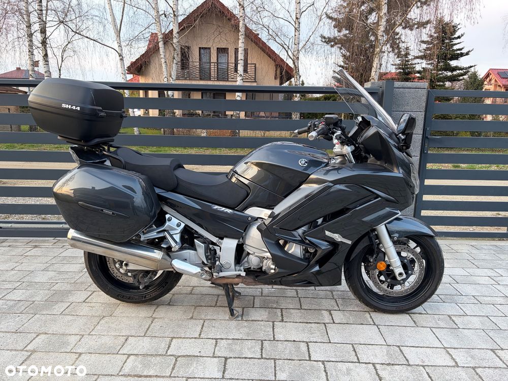 Yamaha FJR - 10