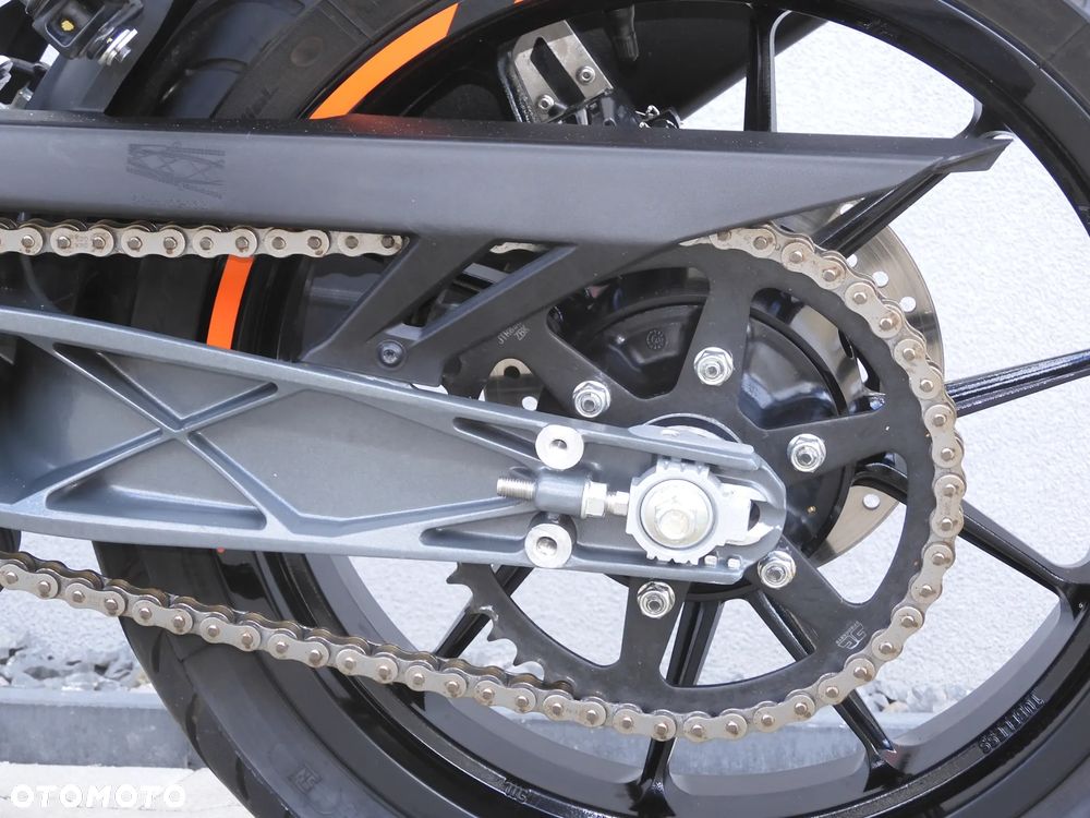 KTM Duke 390 - 34
