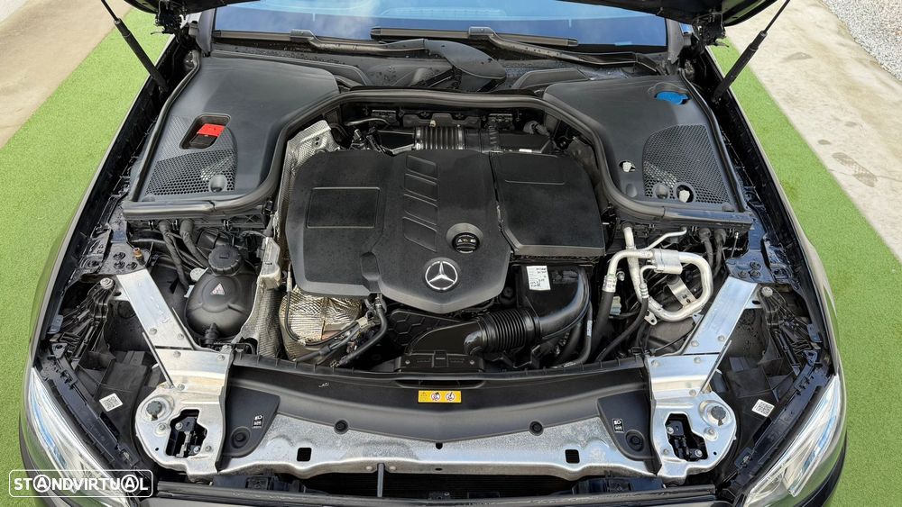 Mercedes-Benz E 220 d AMG Line - 55