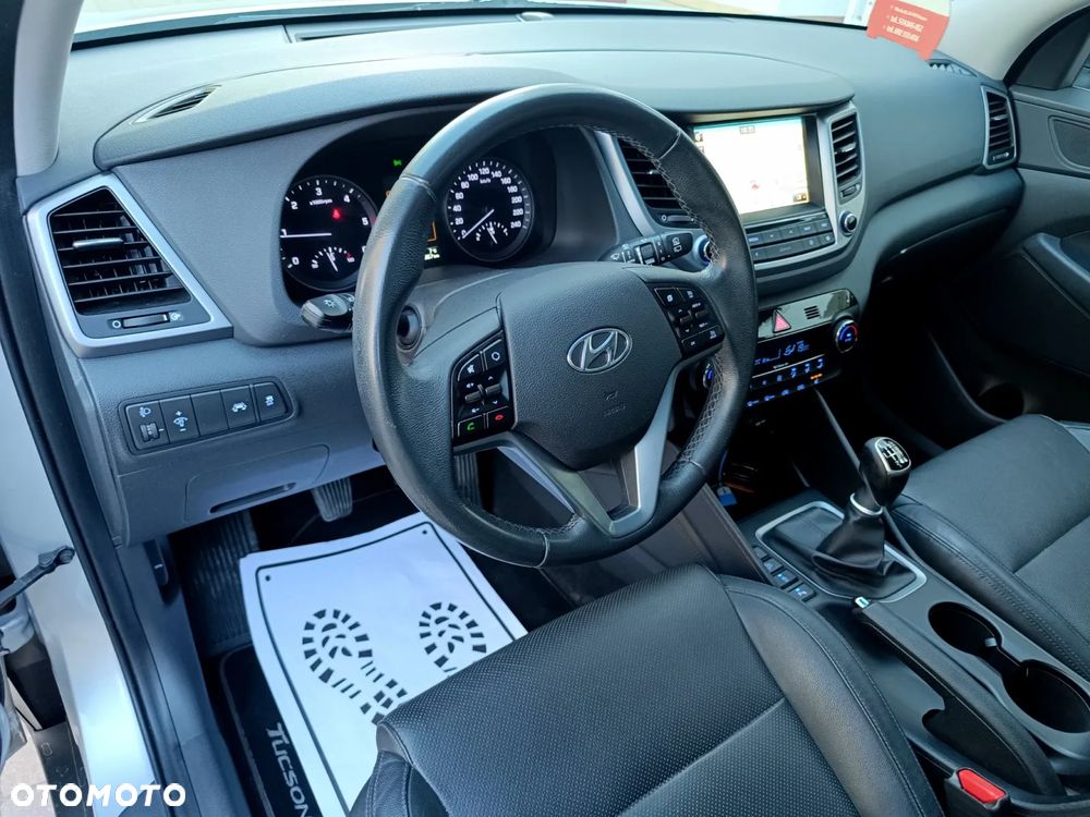 Hyundai Tucson 1.7 CRDI BlueDrive GO 2WD - 27