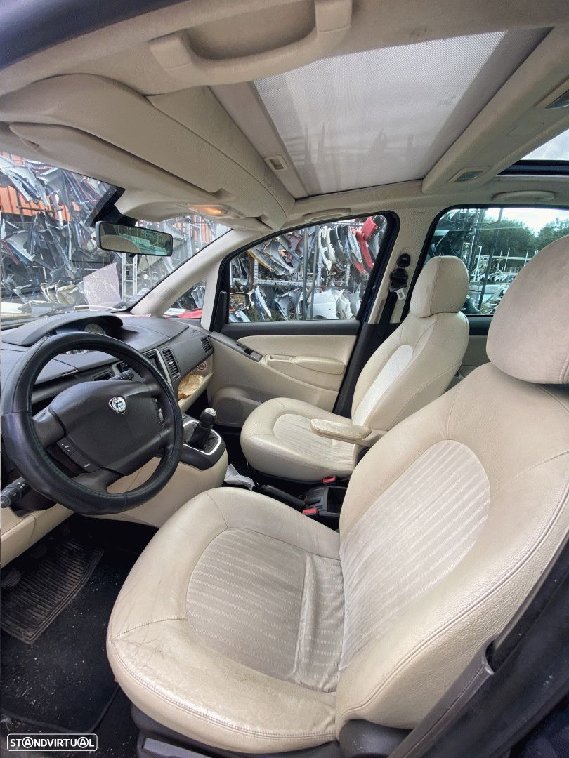 Lancia Musa 1.3 Multijet de 2007 disponível para peças COMANDO VIDROS VENDIDO - 10