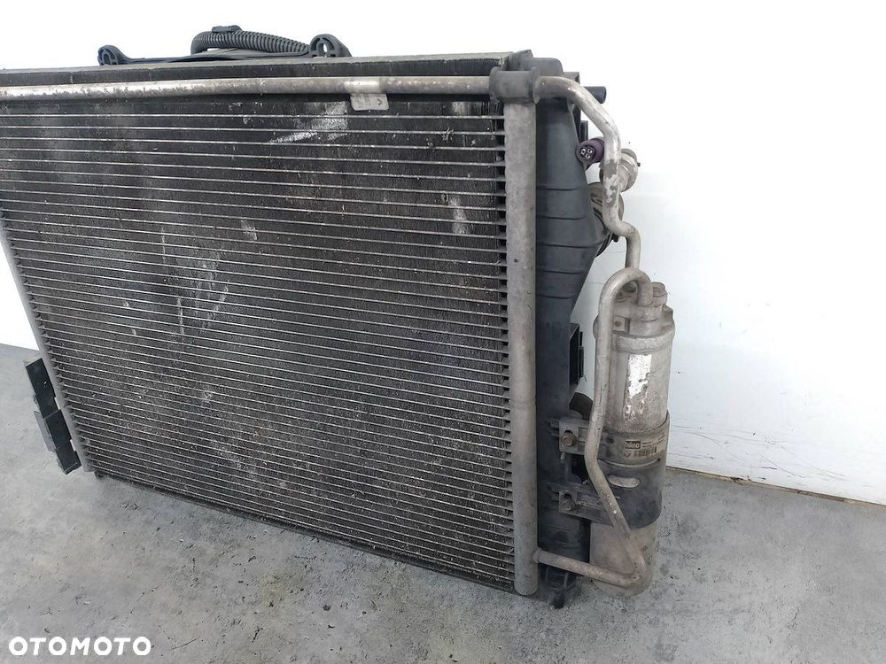 ZESTAW CHŁODNIC RENAULT CLIO II FL 7700428659-J 8200211563-C 9020938  VALEO - 8